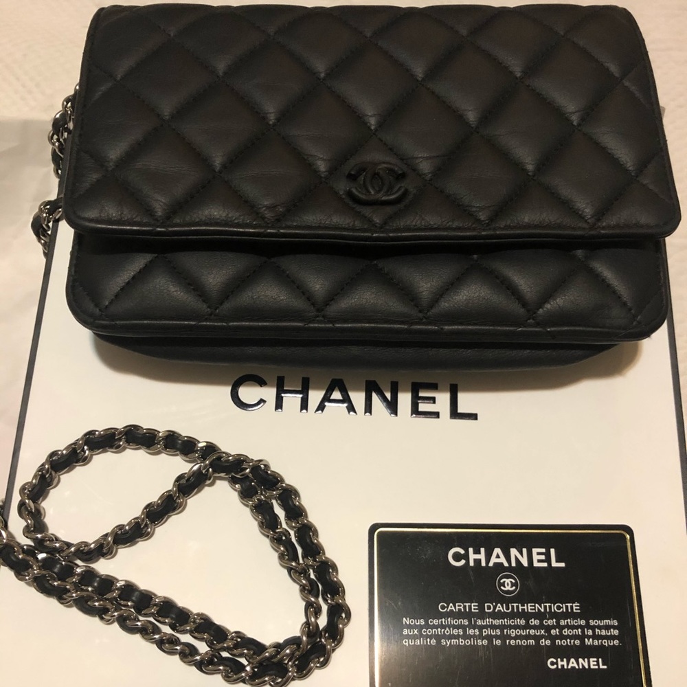 Chanel crumpled Calfskin Quilted WOC so black